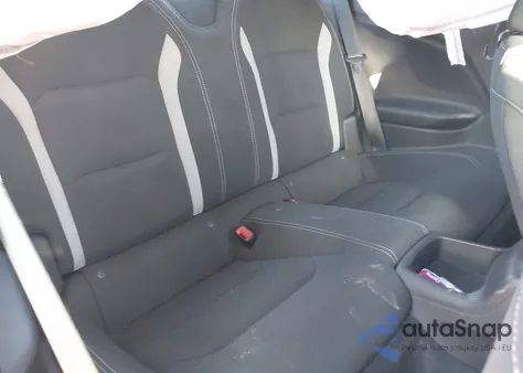 2021 Chevrolet Camaro Rwd 1Lt z USA, uszkodzony, nr VIN 1G1FB1RX0M0139845